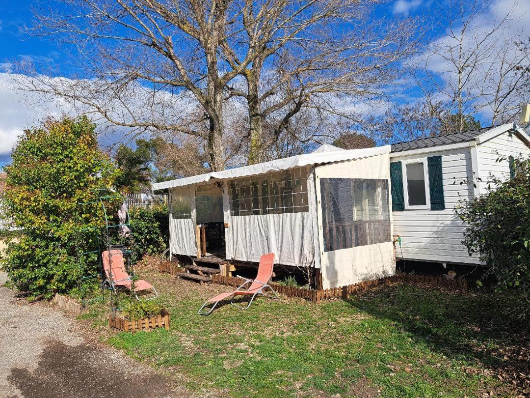 Mobile Home Tout Confort Alexandre La Roque-d'Antheron Exterior photo
